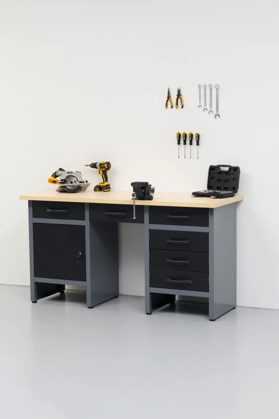Arbeidsbord & Reoler^ Arbeidsbenk med skap/skuffer 160 x 60 x 85 cm