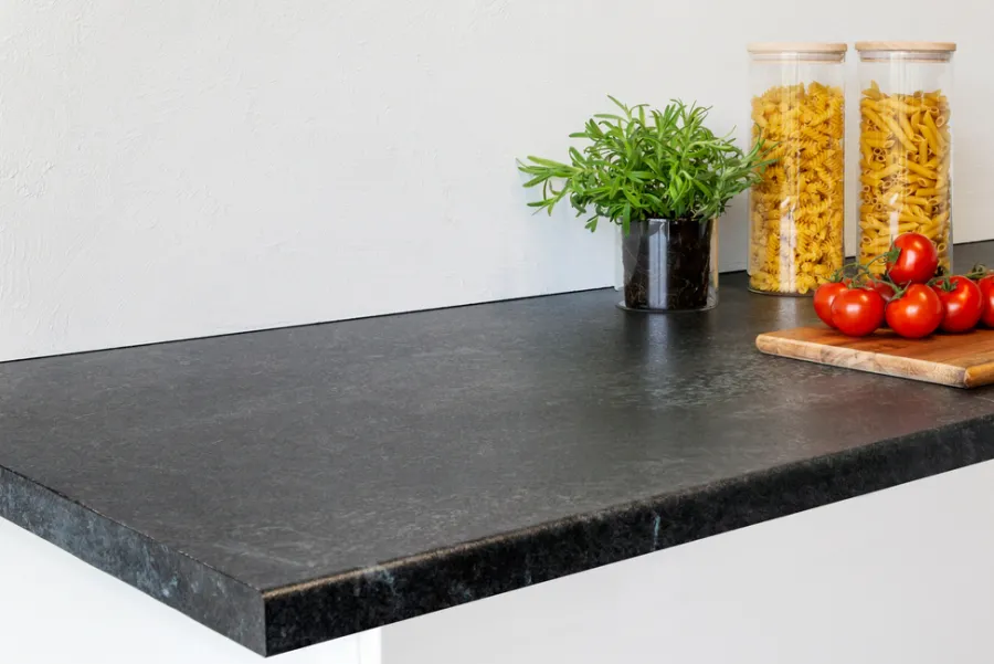 Benkeplater^ Benkeplate svart betong 28 mm x 61 x 300 cm