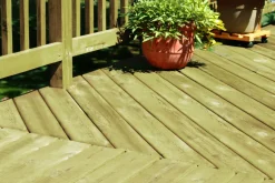 Terrassebord^Moelven Furu terrassebord 21x95 mm 4,2 m