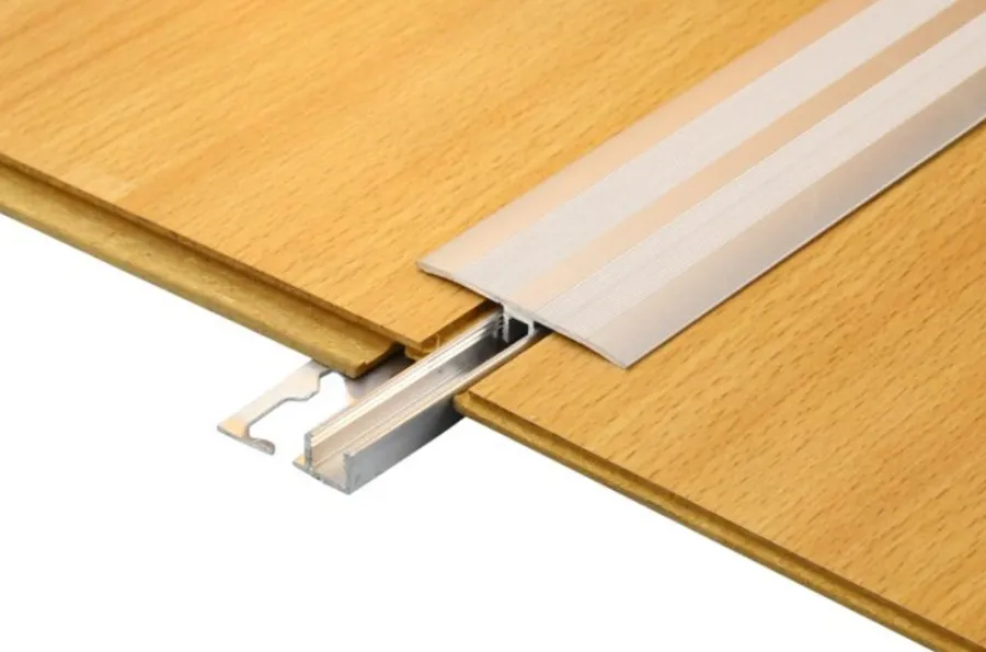 Profillister^ Gulvprofil topp aluminium 1,8 x 42 mm x 0,9 meter