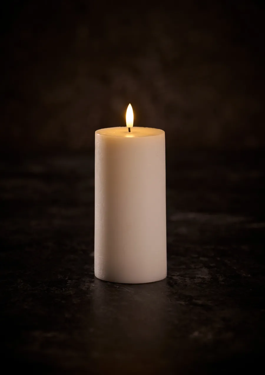Dekorativ Belysning - Innendørs^DAY Kubbelys med 3D LED-flamme H15 cm