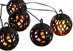 Solcellelamper^Garden Lyslenke m/8 kuler med flammeeffekt 4,1 meter - ® Svart