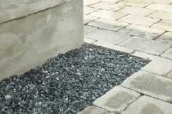 Grus Og Stein^Safestone by ZURFACE Safestone dekorstein 25 kg - Sortkoks Hyperit
