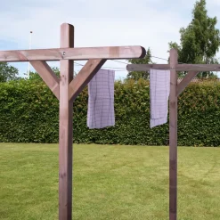 Tørkestativer^ Tørkestativ utendørs
